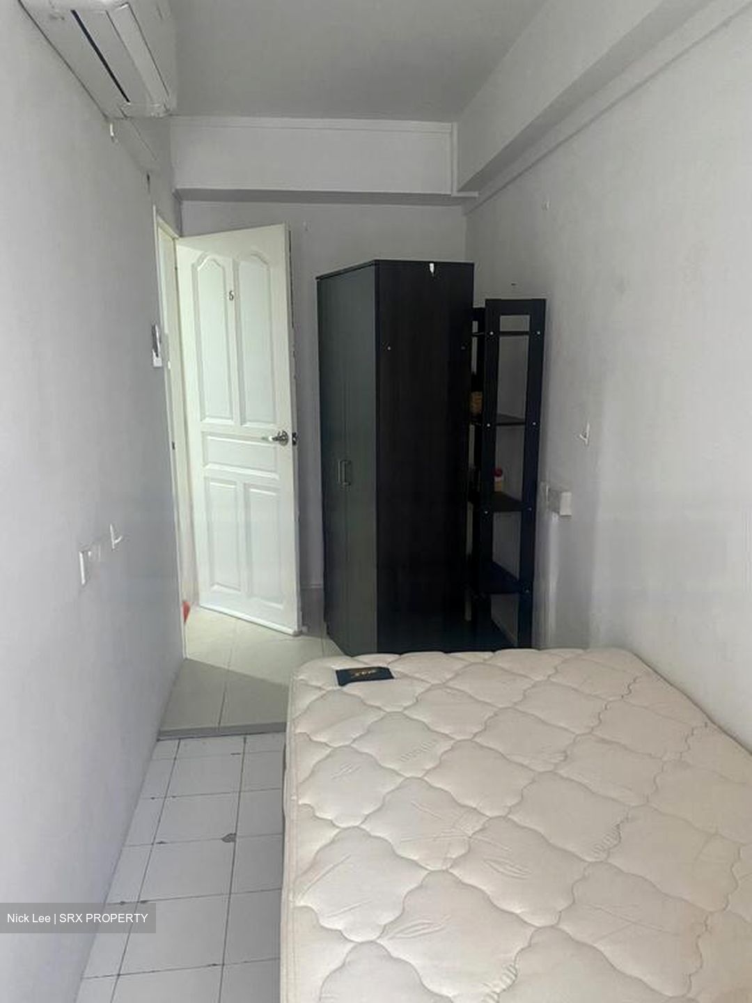 Lucky Plaza (D9), Apartment #457866531